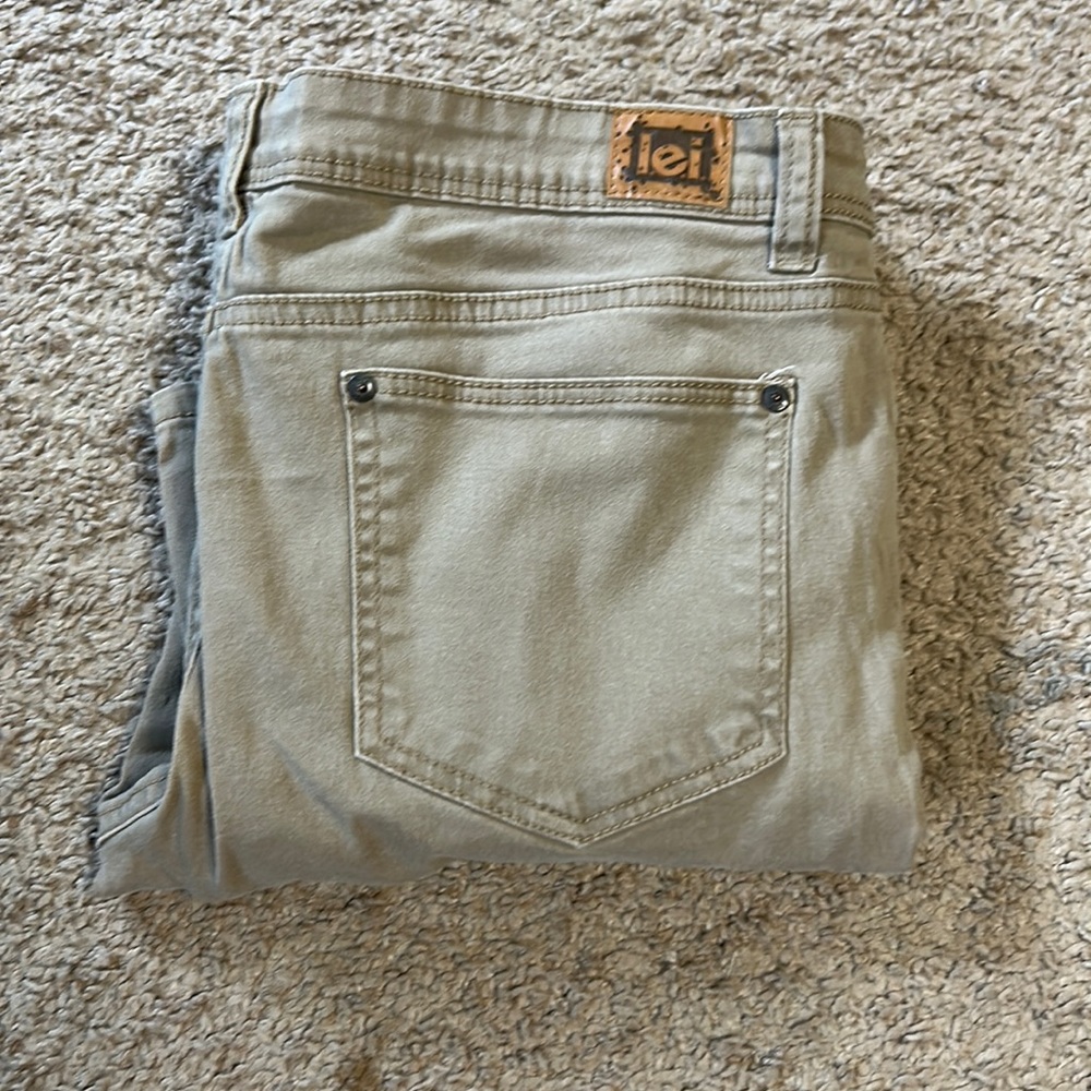 l.e.i Emma cargo